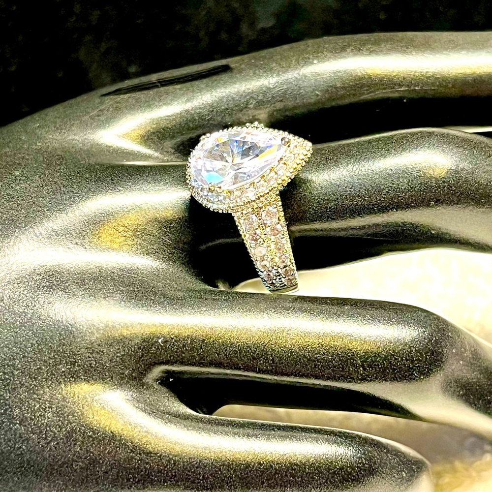 Ladies pear shaped evening ring in sterling